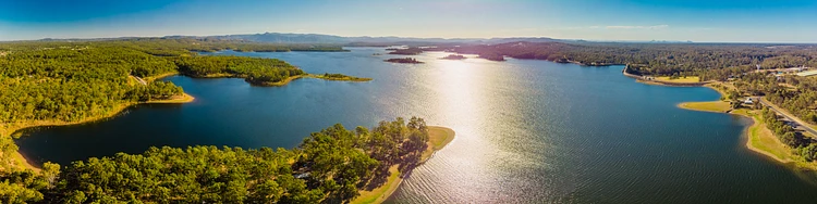 Discovering Nature’s Wonders: The Ultimate Guide for Eco-Friendly Travelers and Photographers