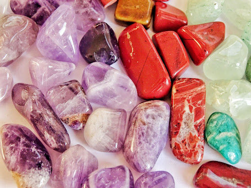 Best Tips for Using Metaphysical Furniture and Décor in Your Home